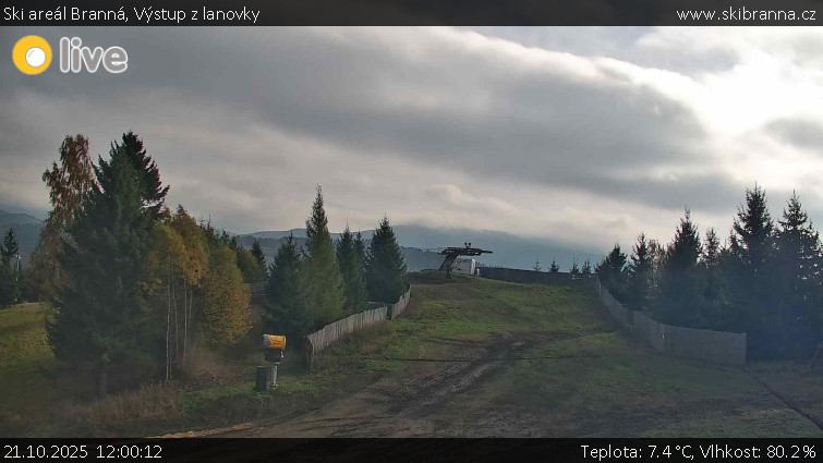 Ski areál Branná - Výstup z lanovky - 21.10.2025 v 12:00