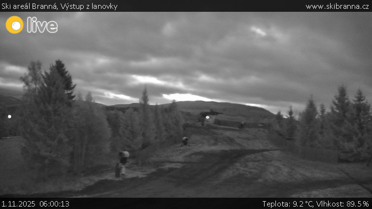 Ski areál Branná - Výstup z lanovky - 1.11.2025 v 06:00 Ski areál Branná - Výstup z lanovky - 1.11.2025 v 06:00