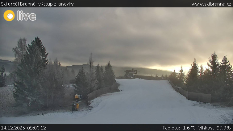 Ski areál Branná - Výstup z lanovky - 14.12.2025 v 09:00