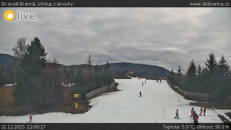 Ski areál Branná - Výstup z lanovky - 21.12.2025 v 12:00