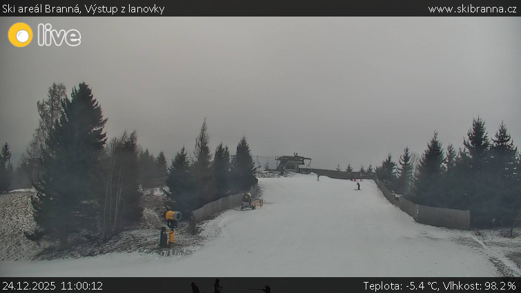 Ski areál Branná - Výstup z lanovky - 24.12.2025 v 11:00