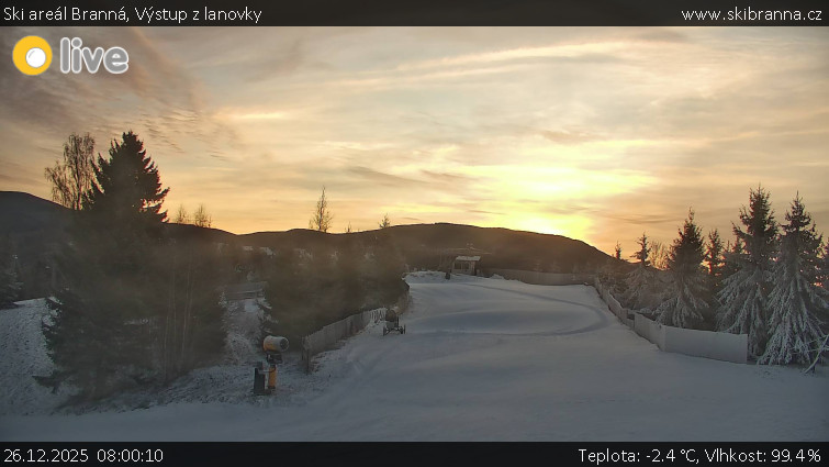 Ski areál Branná - Výstup z lanovky - 26.12.2025 v 08:00