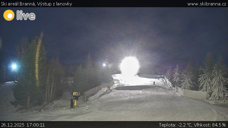 Ski areál Branná - Výstup z lanovky - 26.12.2025 v 17:00