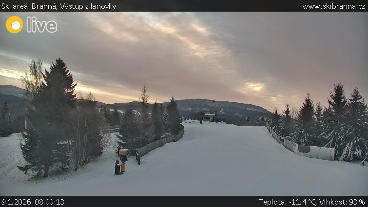 Ski areál Branná - Výstup z lanovky - 9.1.2026 v 08:00