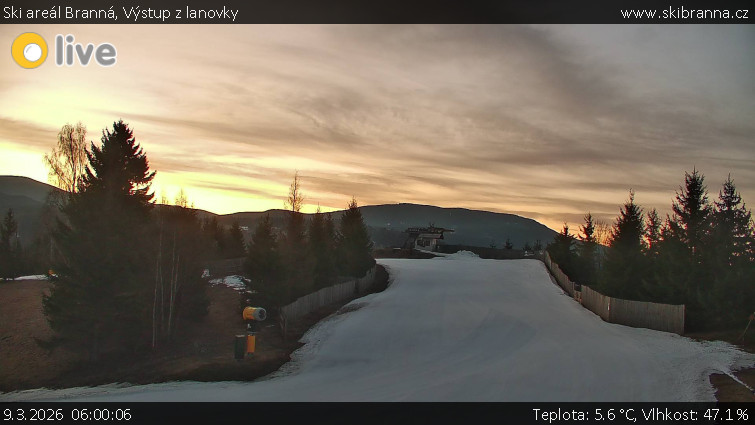 Ski areál Branná - Výstup z lanovky - 9.3.2026 v 06:00
