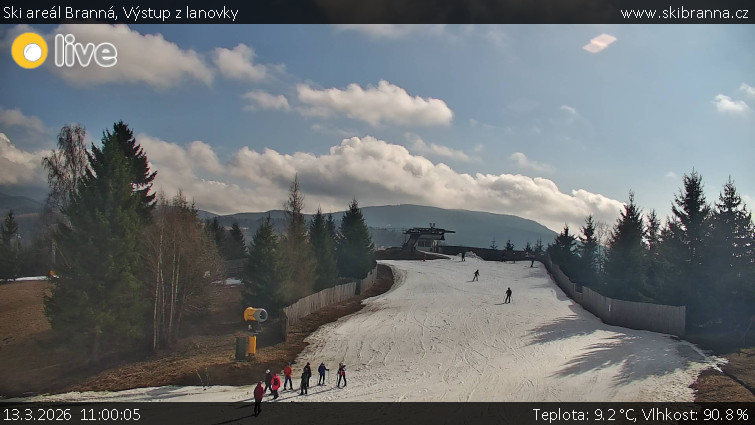 Ski areál Branná - Výstup z lanovky - 13.3.2026 v 11:00