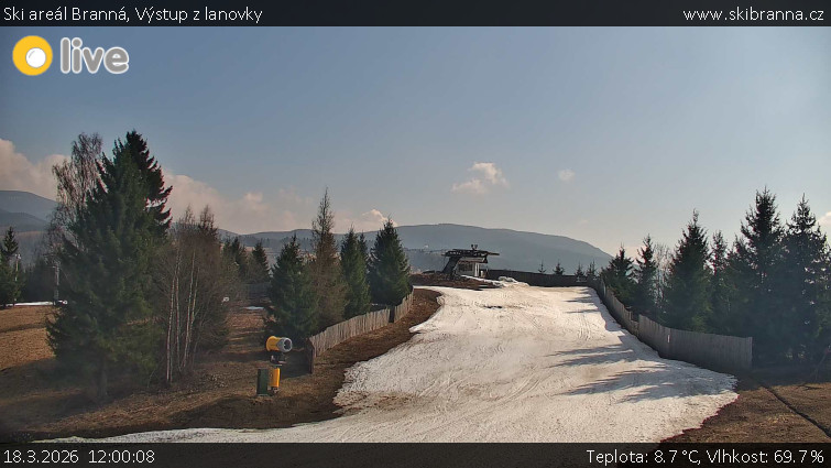 Ski areál Branná - Výstup z lanovky - 18.3.2026 v 12:00