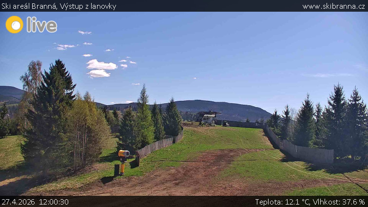 Ski areál Branná - Výstup z lanovky - 27.4.2026 v 12:00