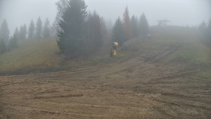 Ski areál Branná - Ski Branná - horní kamera - 16.11.2025 v 11:00 Ski areál Branná - Ski Branná - horní kamera - 16.11.2025 v 11:00