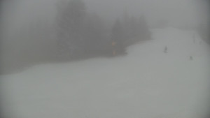 Ski areál Branná - Ski Branná - horní kamera - 15.12.2025 v 15:00 Ski areál Branná - Ski Branná - horní kamera - 15.12.2025 v 15:00