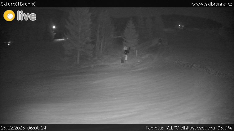 Ski areál Branná - Ski Branná - horní kamera - 25.12.2025 v 06:00