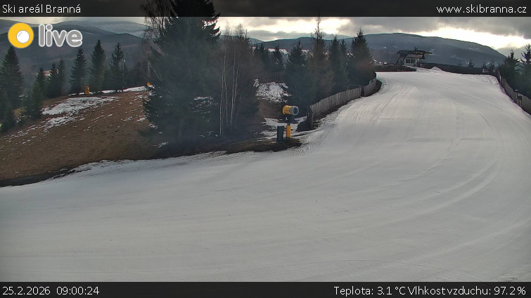 Ski areál Branná - Ski Branná - horní kamera - 25.2.2026 v 09:00
