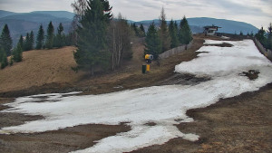 Ski areál Branná - Ski Branná - horní kamera - 25.3.2026 v 12:00 Ski areál Branná - Ski Branná - horní kamera - 25.3.2026 v 12:00