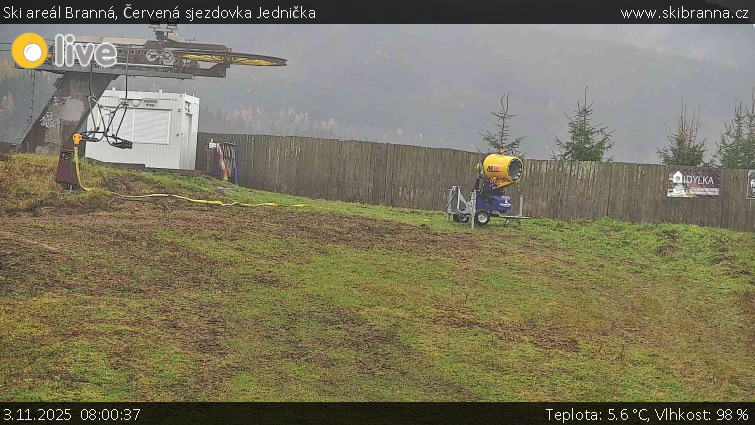 Ski areál Branná - Červená sjezdovka Jednička - 3.11.2025 v 08:00