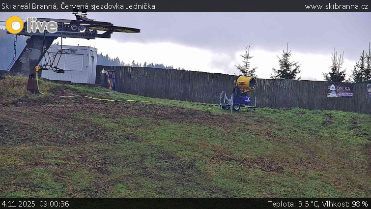 Ski areál Branná - Červená sjezdovka Jednička - 4.11.2025 v 09:00