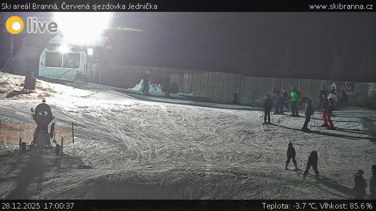 Ski areál Branná - Červená sjezdovka Jednička - 28.12.2025 v 17:00