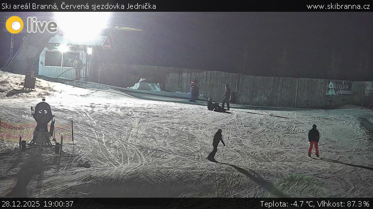 Ski areál Branná - Červená sjezdovka Jednička - 28.12.2025 v 19:00