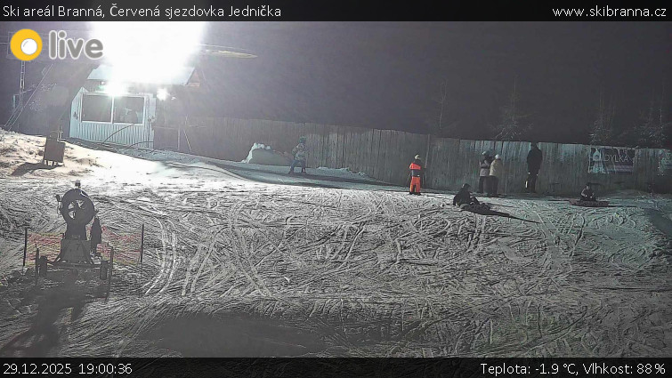 Ski areál Branná - Červená sjezdovka Jednička - 29.12.2025 v 19:00