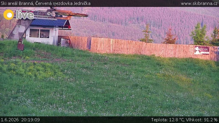 Ski areál Branná - Červená sjezdovka Jednička - 1.6.2026 v 20:19