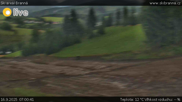 Ski areál Branná - Ski Branná - horní kamera - 16.9.2025 v 07:00 Ski areál Branná - Ski Branná - horní kamera - 16.9.2025 v 07:00