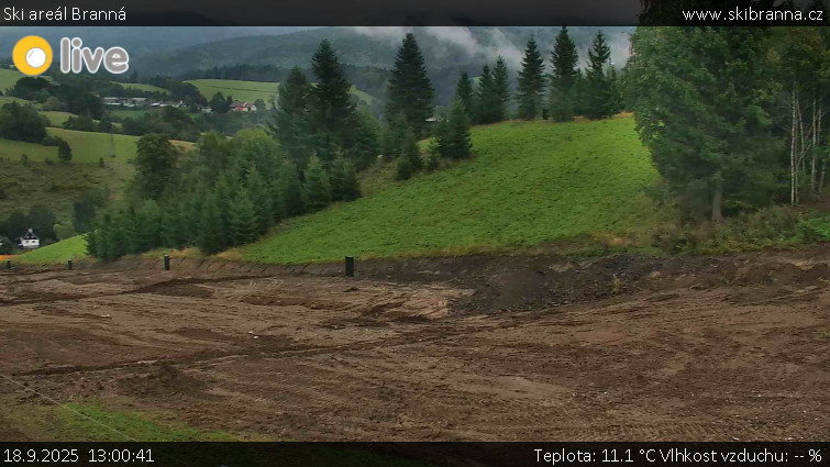 Ski areál Branná - Ski Branná - horní kamera - 18.9.2025 v 13:00