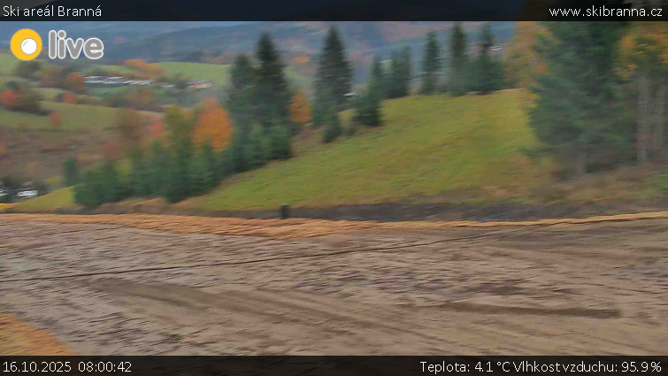 Ski areál Branná - Ski Branná - horní kamera - 16.10.2025 v 08:00 Ski areál Branná - Ski Branná - horní kamera - 16.10.2025 v 08:00