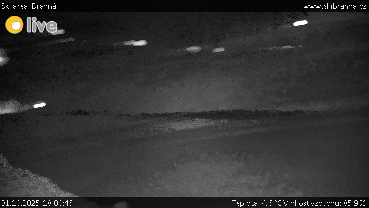 Ski areál Branná - Ski Branná - horní kamera - 31.10.2025 v 18:00 Ski areál Branná - Ski Branná - horní kamera - 31.10.2025 v 18:00