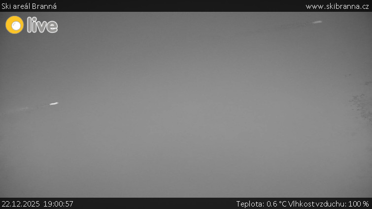 Ski areál Branná - Ski Branná - horní kamera - 22.12.2025 v 19:00
