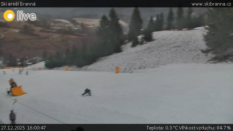 Ski areál Branná - Ski Branná - horní kamera - 27.12.2025 v 16:00