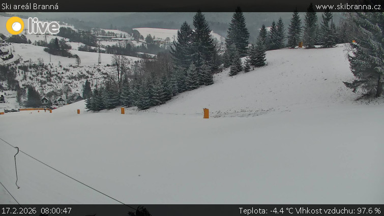 Ski areál Branná - Ski Branná - horní kamera - 17.2.2026 v 08:00