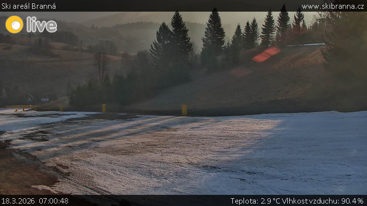 Ski areál Branná - Ski Branná - horní kamera - 18.3.2026 v 07:00