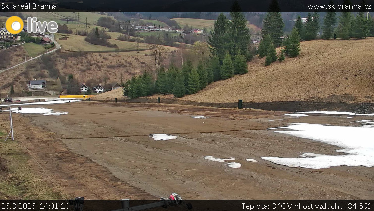 Ski areál Branná - Ski Branná - horní kamera - 26.3.2026 v 14:01