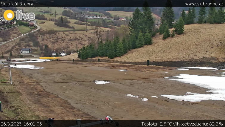 Ski areál Branná - Ski Branná - horní kamera - 26.3.2026 v 16:01