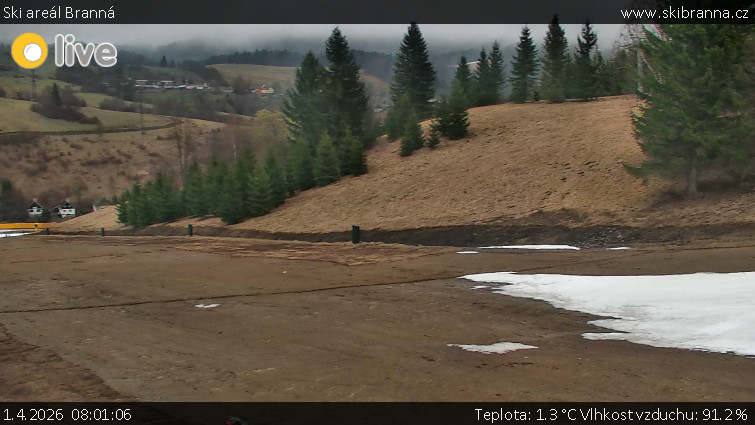 Ski areál Branná - Ski Branná - horní kamera - 1.4.2026 v 08:01