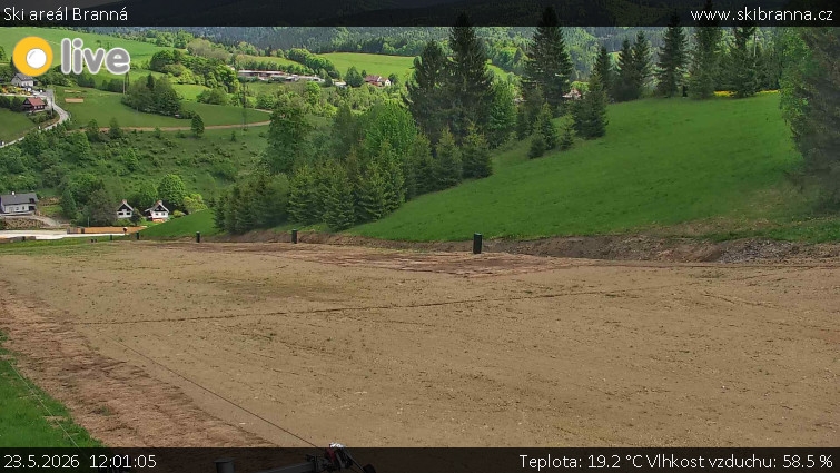 Ski areál Branná - Ski Branná - horní kamera - 23.5.2026 v 12:01