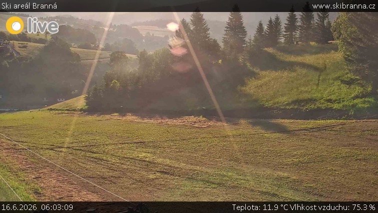 Ski areál Branná - Ski Branná - horní kamera - 16.6.2026 v 06:03