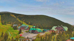 Panorama Jižní svahy, Hotel, Nástup 
