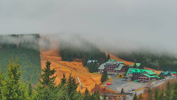 Panorama Jižní svahy, Hotel, Nástup