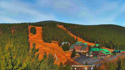 Panorama Jižní svahy, Hotel, Nástup