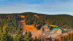 Panorama Jižní svahy, Hotel, Nástup 