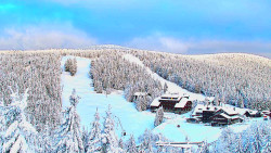 Panorama Jižní svahy, Hotel, Nástup