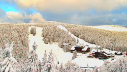 Panorama Jižní svahy, Hotel, Nástup