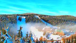 Panorama Jižní svahy, Hotel, Nástup