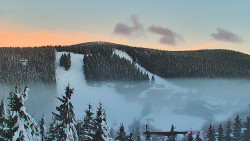 Panorama Jižní svahy, Hotel, Nástup