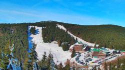 Panorama Jižní svahy, Hotel, Nástup 