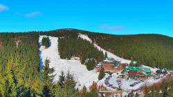 Panorama Jižní svahy, Hotel, Nástup
