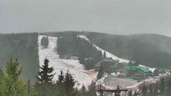 Panorama Jižní svahy, Hotel, Nástup