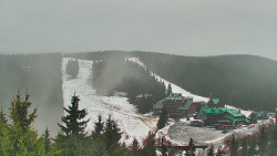 Panorama Jižní svahy, Hotel, Nástup