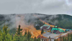 Panorama Jižní svahy, Hotel, Nástup