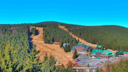 Panorama Jižní svahy, Hotel, Nástup